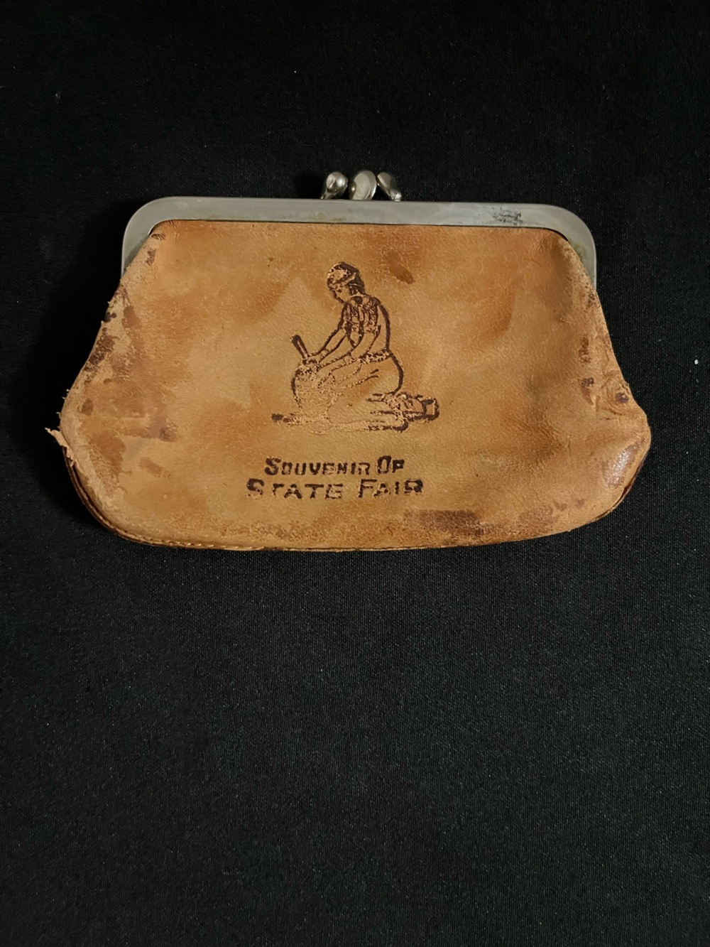 Vtg 1950’s Genuine Leather Kiss Lock Souvenir of the State Fair of TX Coin Purse